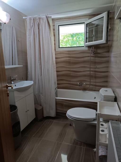 Ολόκληρος Όροφος Αγροτική Οικία Apartment เนออส ปีร์กอส ภายนอก รูปภาพ