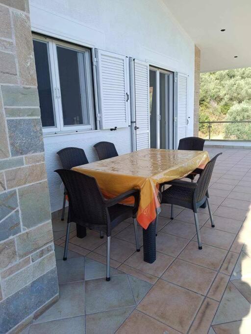 Ολόκληρος Όροφος Αγροτική Οικία Apartment เนออส ปีร์กอส ภายนอก รูปภาพ