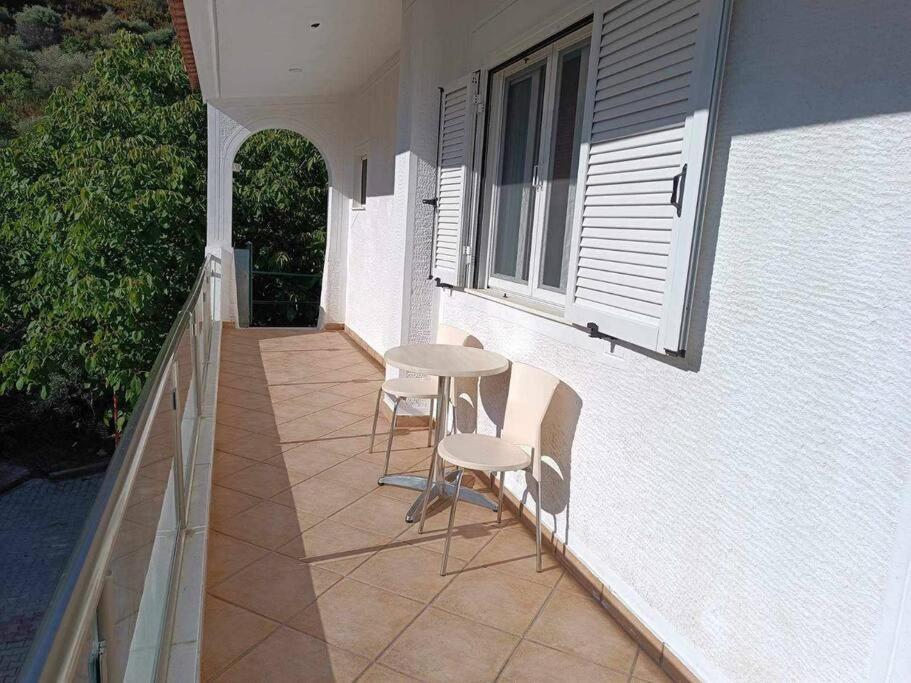 Ολόκληρος Όροφος Αγροτική Οικία Apartment เนออส ปีร์กอส ภายนอก รูปภาพ